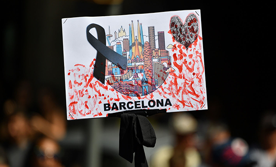 Les attaques terroristes en Espagne secouent l'Europe