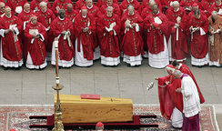 Le côté sombre des obsèques du Pape
