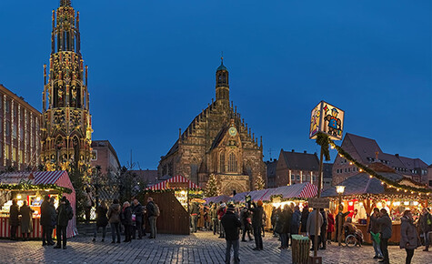 Nuremberg renoue avec sa sainte histoire romaine
