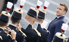 Des généraux français à la retraite menacent de coup d'État militaire pour lutter contre l'islamisme 