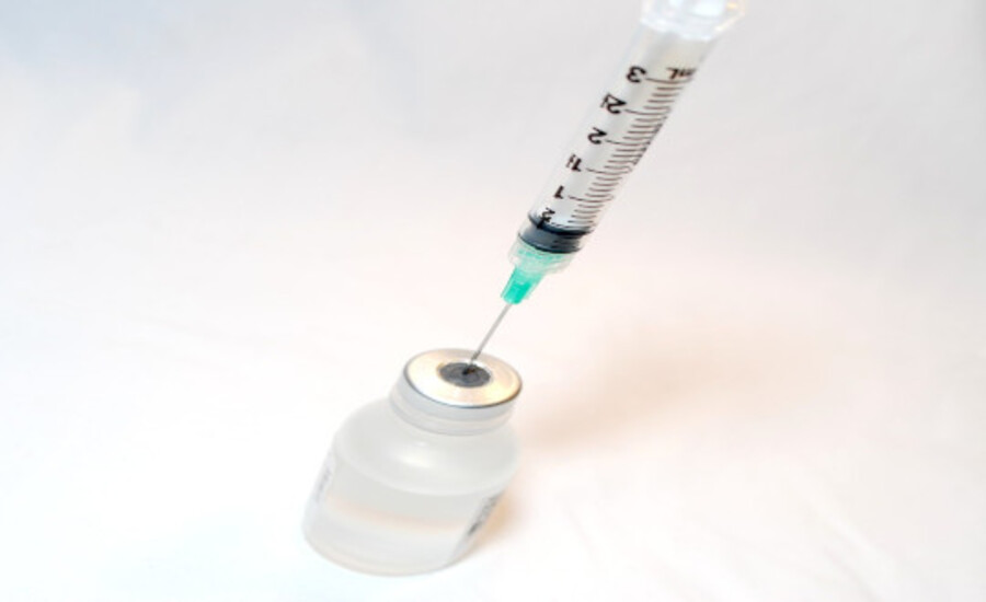 La pression sur les non vaccinés s'intensifie