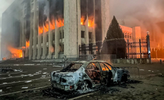 Le Kazakhstan en flammes, la Russie s'installe dans le pays