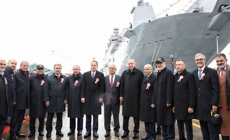 La Turquie dévoile un navire d’assaut amphibie