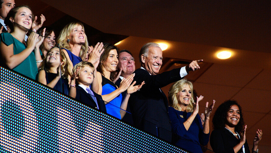 Neuf Biden ont reçu de l’argent étranger