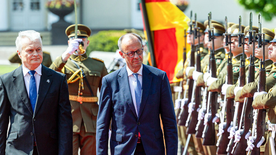 L'Allemagne célèbre sa première base militaire étrangère depuis la Seconde Guerre mondiale