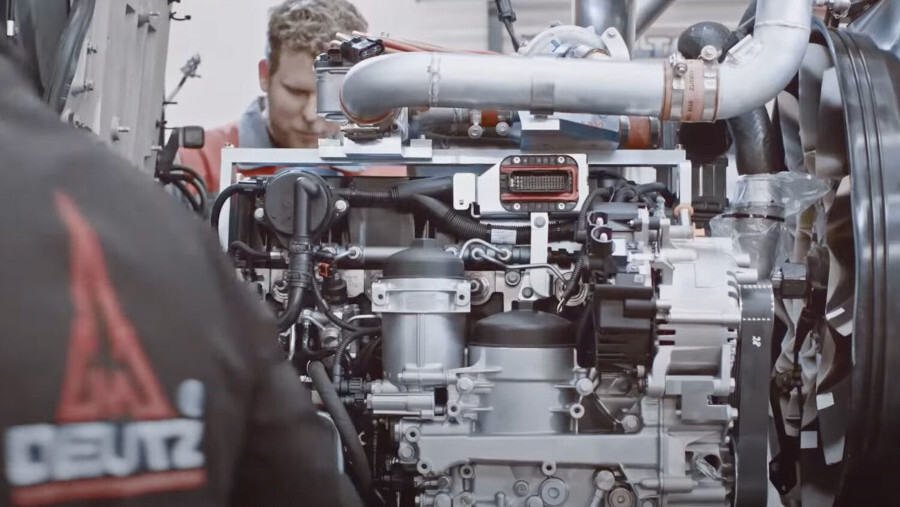 L'Allemagne transforme les « socs de charrues en épées »