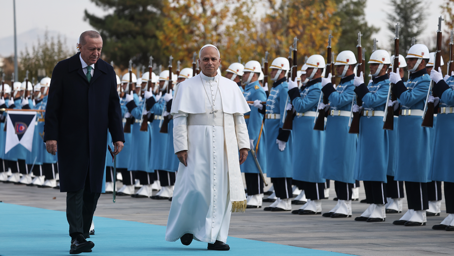 Le pape rend visite à Erdoğan et commémore Nicée