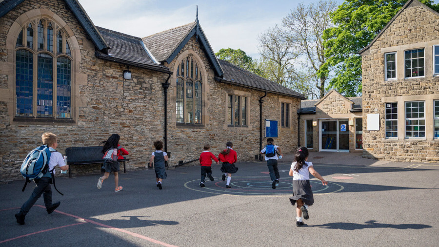 😳 Ces élèves à qui on n'a jamais appris à s'habiller seuls