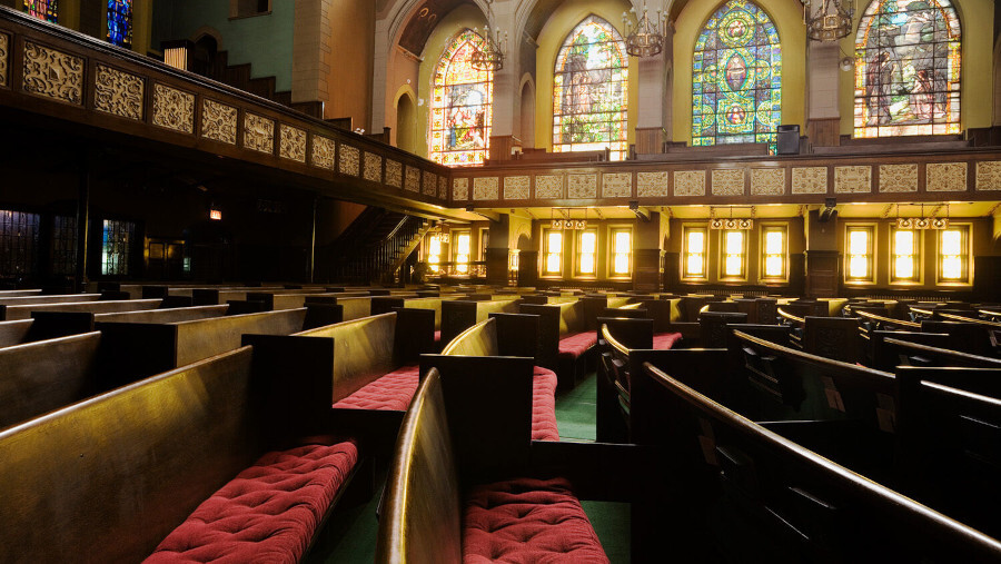 Cette Église a-t-elle touché le fond ?